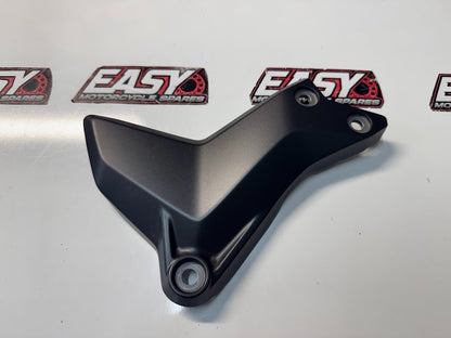 Yamaha YZF R7 2022-2025 RH Frame Side Cover Bracket OEM Genuine BEB-27463-00