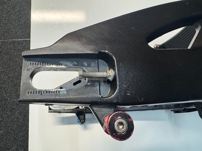 Suzuki GSXR 1000 2007-2008 Swingarm Suspension OEM Genuine 61000-21H00-YAP