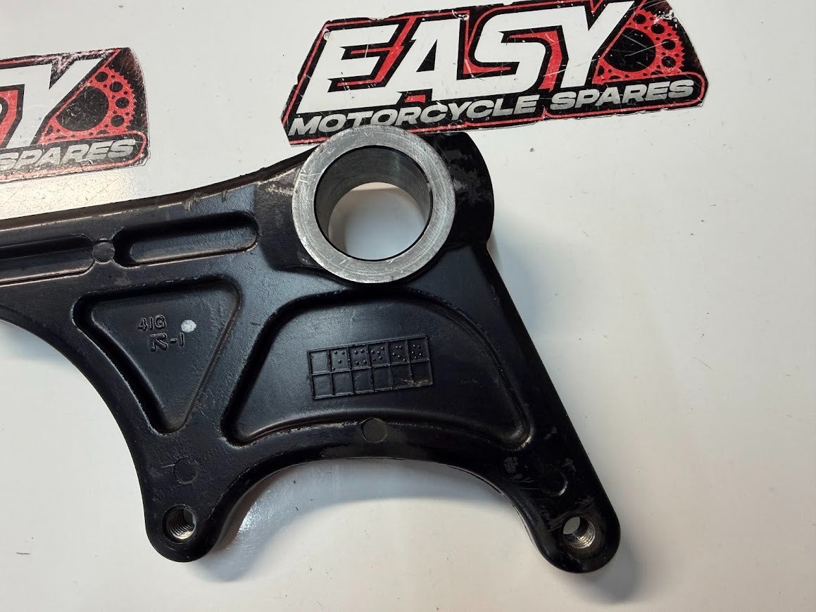 Rear Caliper Bracket Suzuki GSXR 1000 2005-2006 OEM 69721-41G00