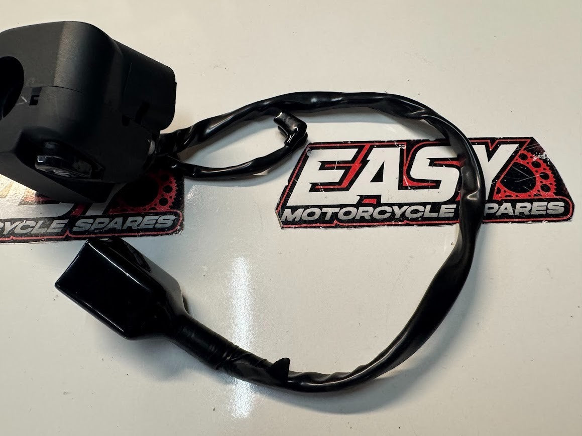 Kawasaki Ninja 500 2024-2025 RH Switch Block Controls OEM Genuine 46091-0479