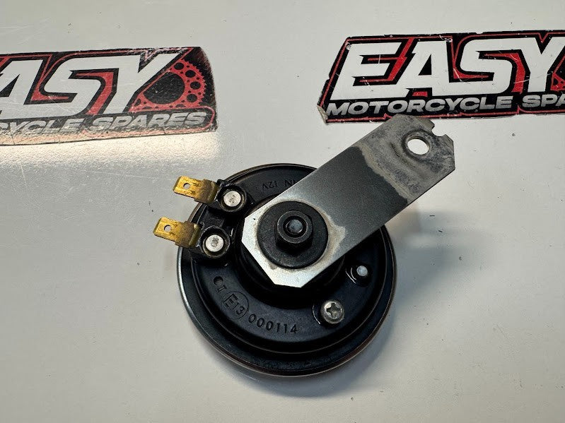 Yamaha YZF R1 2017-2025 Horn & Bracket OEM Genuine B67-83371-00