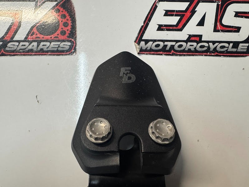 Yamaha YZF R1 2015-2025 Flip N Dip Adjustable Tail Tidy