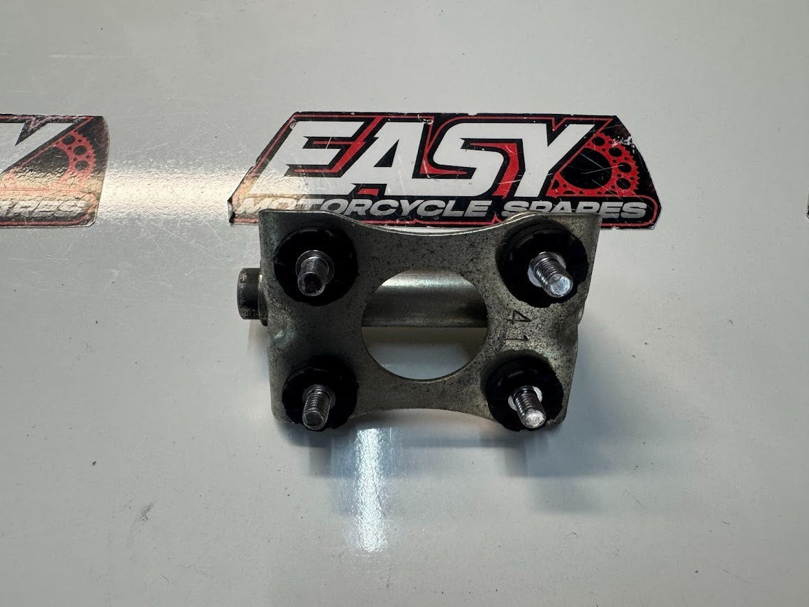 Suzuki GSXR 1000 2009-2016 Fuel Tank Bracket OEM Genuine 44530-41G01