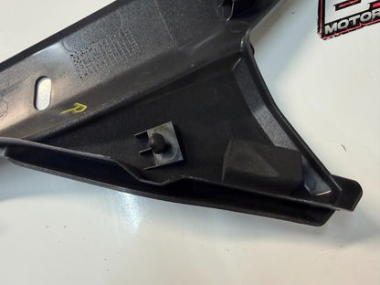 RH Frame Cover Fairing Suzuki GSF 1250 S Bandit 2012 OEM 47111-38G02-Y4P