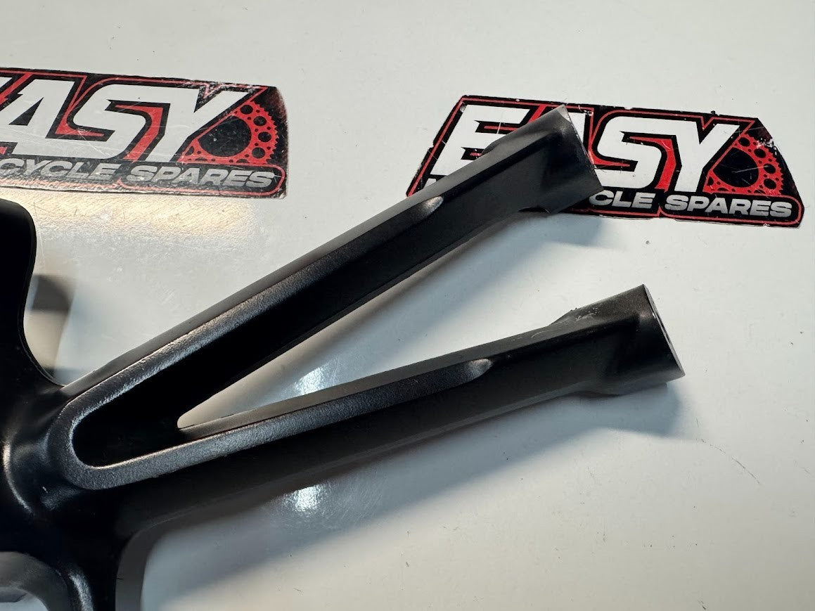 LH Pillion Peg Bracket Suzuki GSXR 1000 07-08 2008 43700-21H00