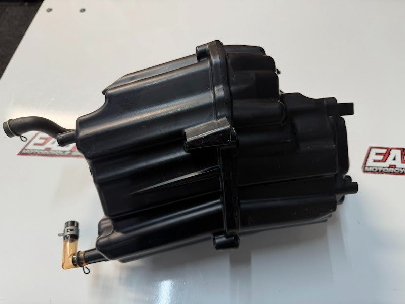 Airbox Cleaner Case Honda CBR 500R 2016-2018 OEM 17225-MGZ-D00