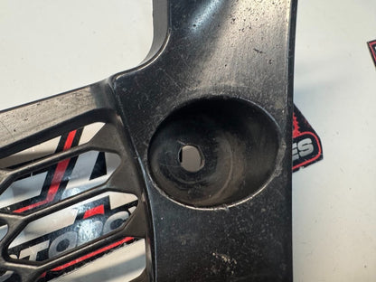 Lower Front Cowling Grill Suzuki GSXR 1000 07-08 2008 94498-21H00