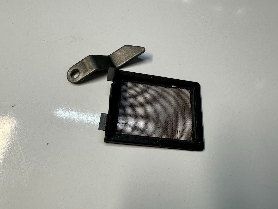 Honda XR 250 Oil Strainer Screen 1997