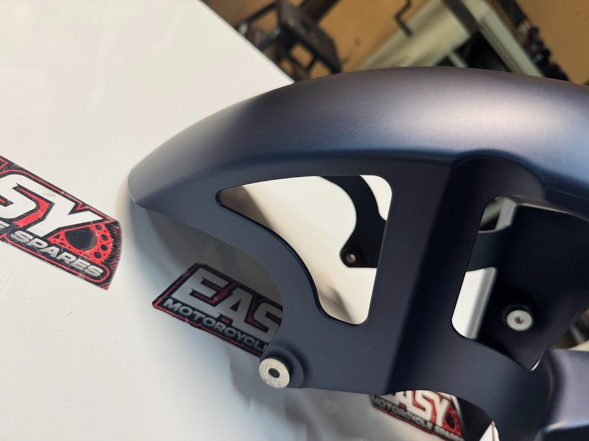 Yamaha YZF R1 2022-2023 Front Fender Mudguard Hugger OEM Genuine 14B-Y2151-00