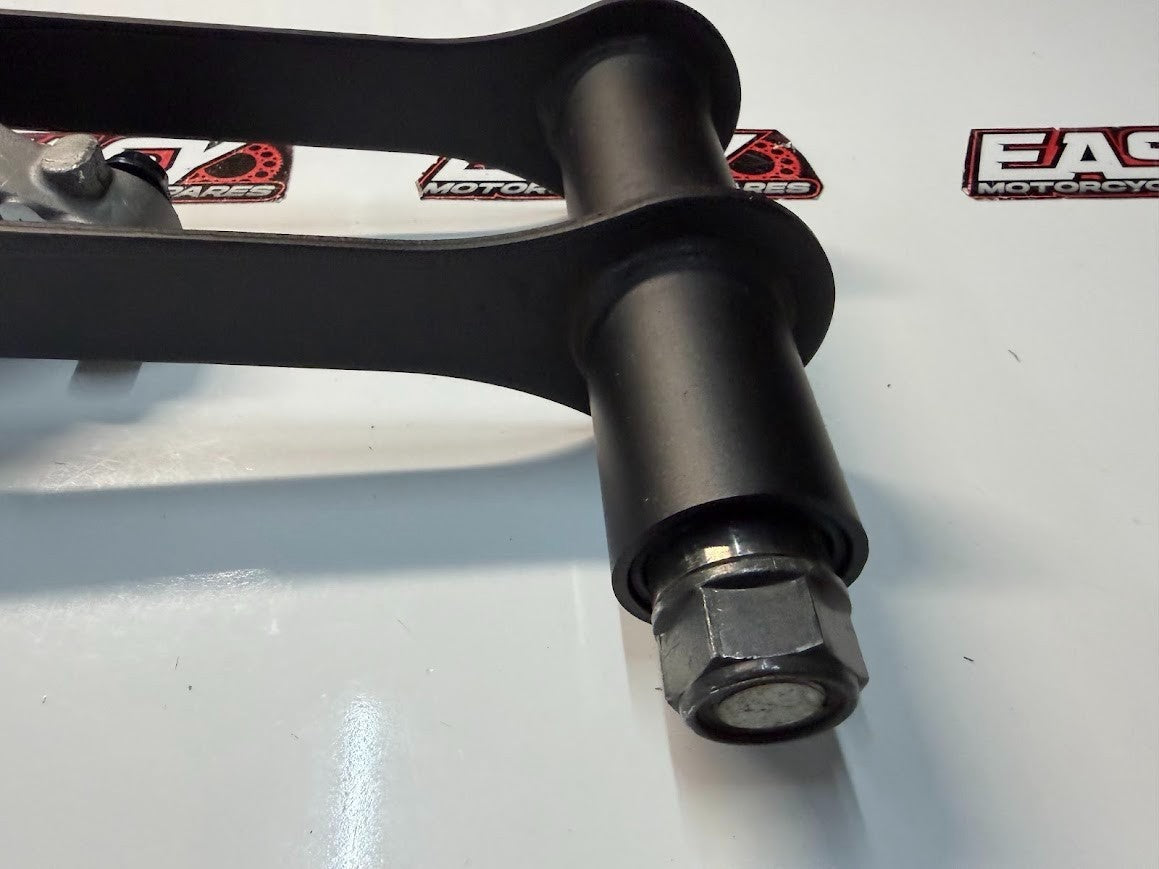 Shock Linkage Link Mount Kawasaki Vulcan VN900 Classic 2006-2022 OEM 39007-0160