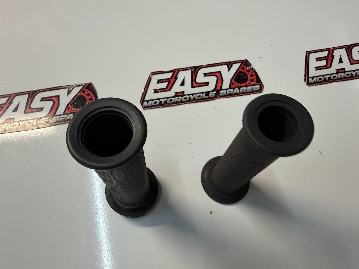 Throttle Tube w/Renthal Grips Suzuki GSXR 1000 2005-2008 OEM 57110-29G02-291