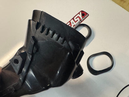 Suzuki GSXR 1000 2007-2008 Air Intake Duct Pair OEM Genuine 94420-21H00