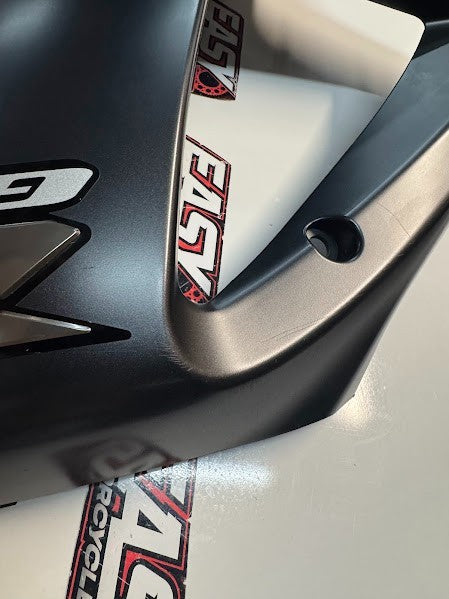 Suzuki GSXR 1000 2007-2008 RH Main Fairing OEM Genuine 94475-21H