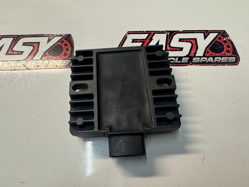 Kawasaki Vulcan VN900 Classic 2006-2022 Regulator Rectifier OEM 21066-0705