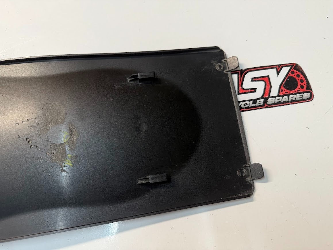 Rear Fender Lower Suzuki GSXR 1000 2007-2008 OEM 63120-21H00-019