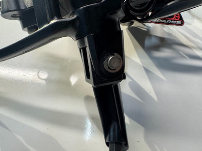 Suzuki GSXR 1000 2015-2016 RH Rear Set Foot Rest Peg Complete OEM 43541-47H10