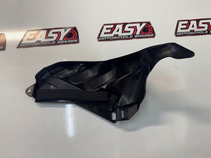 Yamaha YZF R1 2020-2025 Cover 3 Panel Fairing OEM Genuine B3L-2843J-00