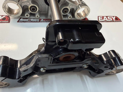 Triple Trees Suzuki Boulevard C109R VLR 1800 T 2008-2014 OEM 51410-22H00