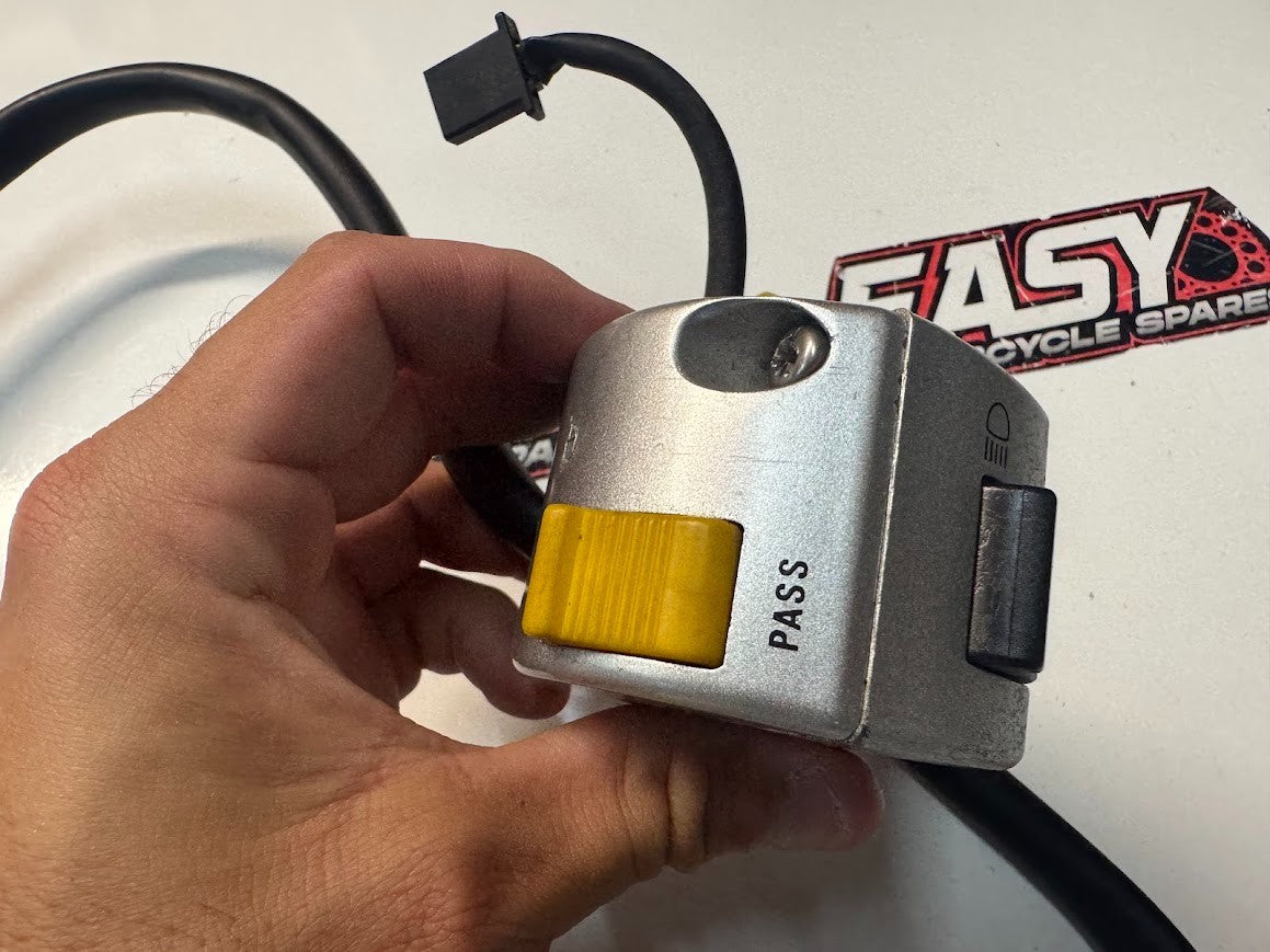 Suzuki VL 1500 Intruder 2003-2006 LH Switch Block OEM Genuine 37400-10F60