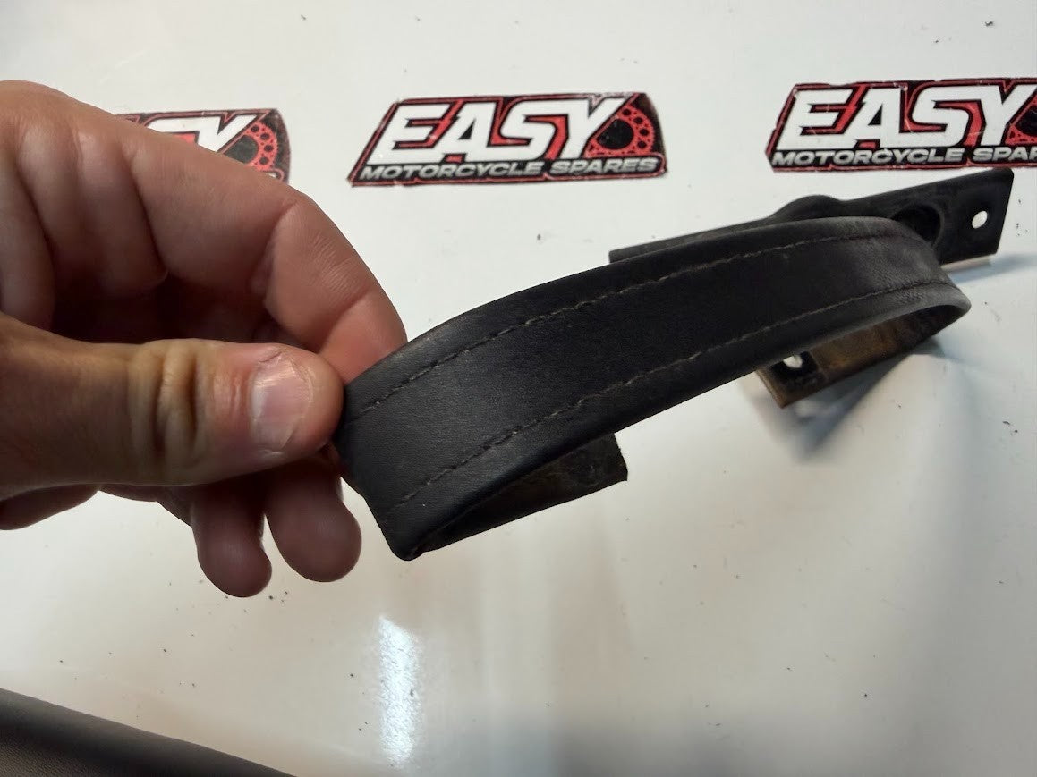 Seat Strap and Bracket Suzuki GSXR 1000 2007-2008 OEM 45290-18G01