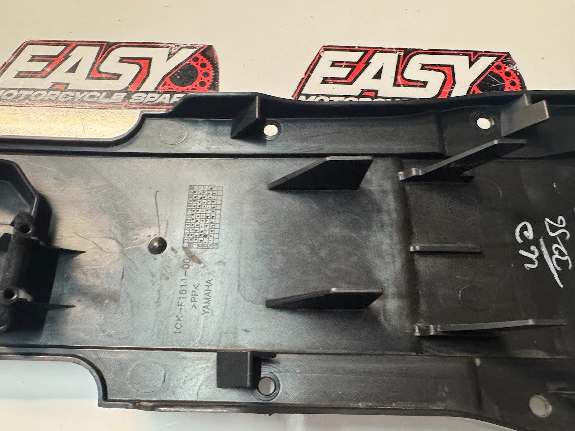 Yamaha YZF R15 2013-2018 Inner Fender Battery Tray OEM Genuine 1CK-F1611-00