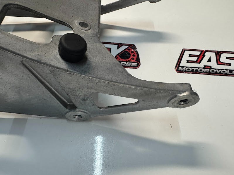 Suzuki GSXR 1000 2007-2008 Pillion Seat Support Bracket OEM Genuine 41231-41G10