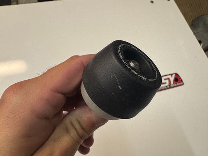 Yamaha YZF R1 2015-2025 Evotech Performance Rear Axle Sliders PRN012291