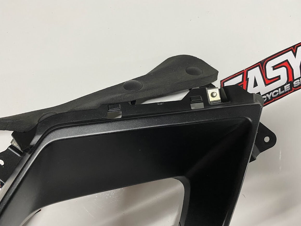 Centre Cowling Fin Kawasaki Ninja 650L 2013 55028-0372