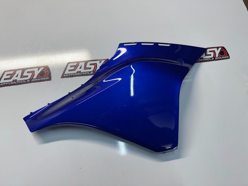 Yamaha YZF R1 2022-2023 LH Side Cover 1 OEM Genuine B3L-2842M-00