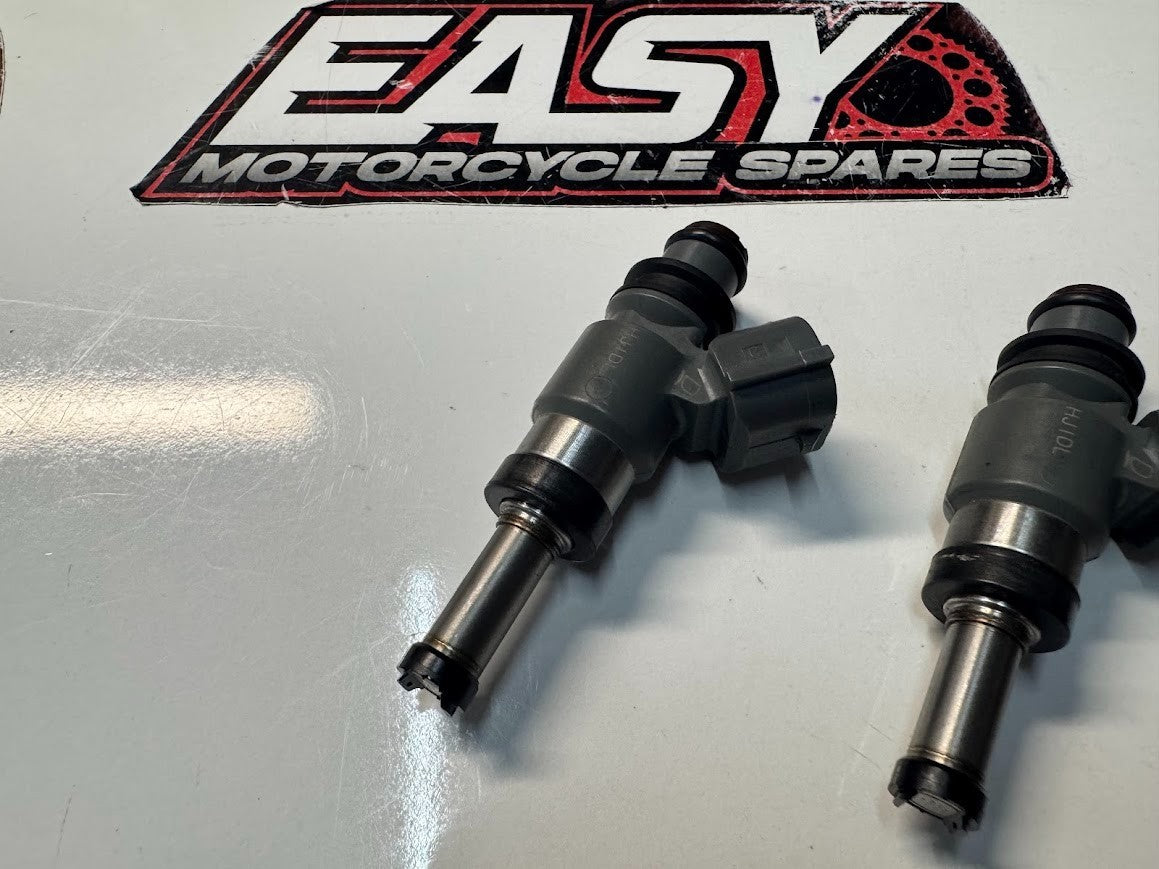 Yamaha MT-10 2016-2025 Primary Fuel Injectors OEM Genuine 4C8-13761-00