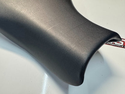 Suzuki GSXR 1000 2007-2008 Riders Seat OEM Genuine 45100-21H01-6BY