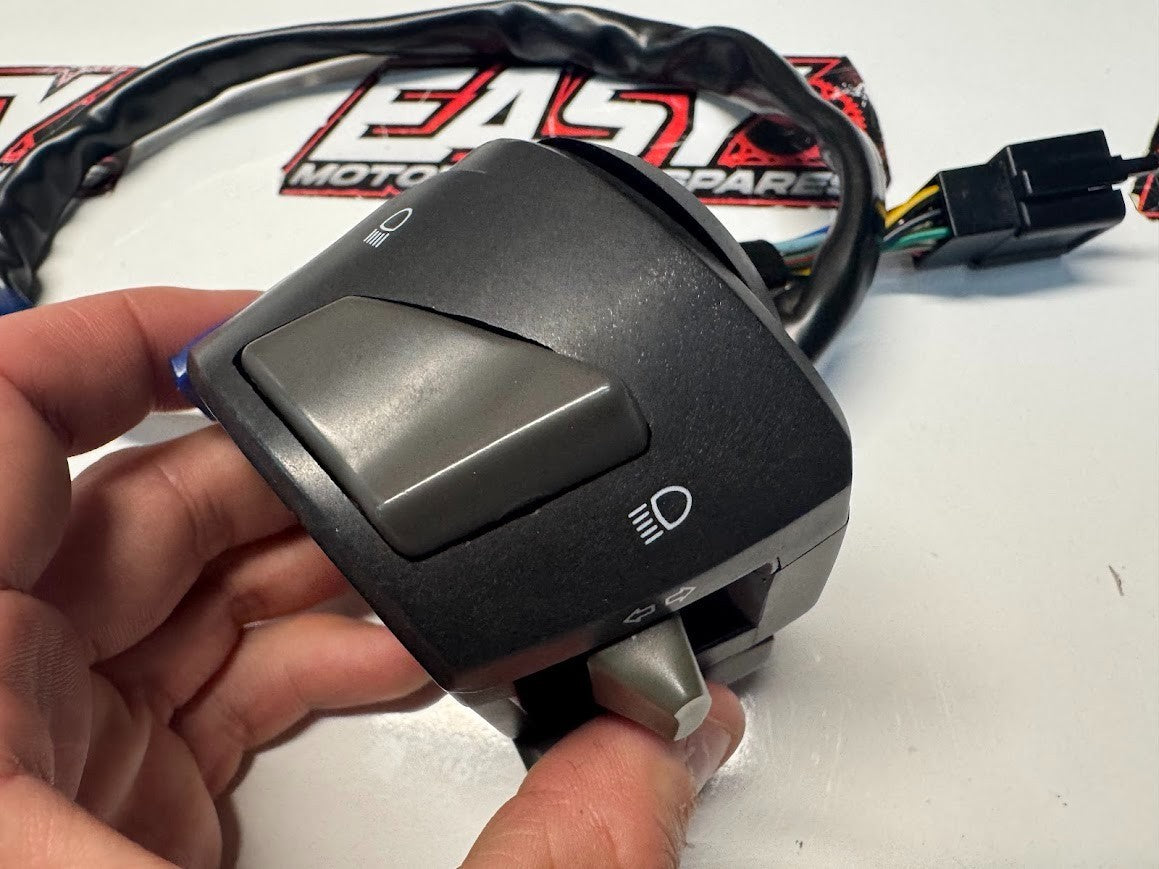 Aprilia RS4 125 4T 2011-2016 LH Switch Block OEM Genuine AP8124918