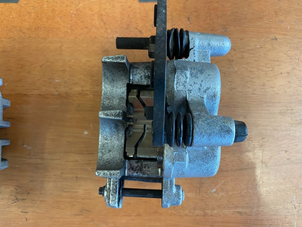 Front Calipers Kawasaki Vulcan 1600 Classic 03-08 2006 43080-5015-GN