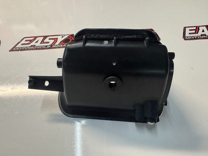 Yamaha YZF R1 2022-2025 Centre Air Ram Intake Duct 4 OEM Genuine B3L-2838U-01