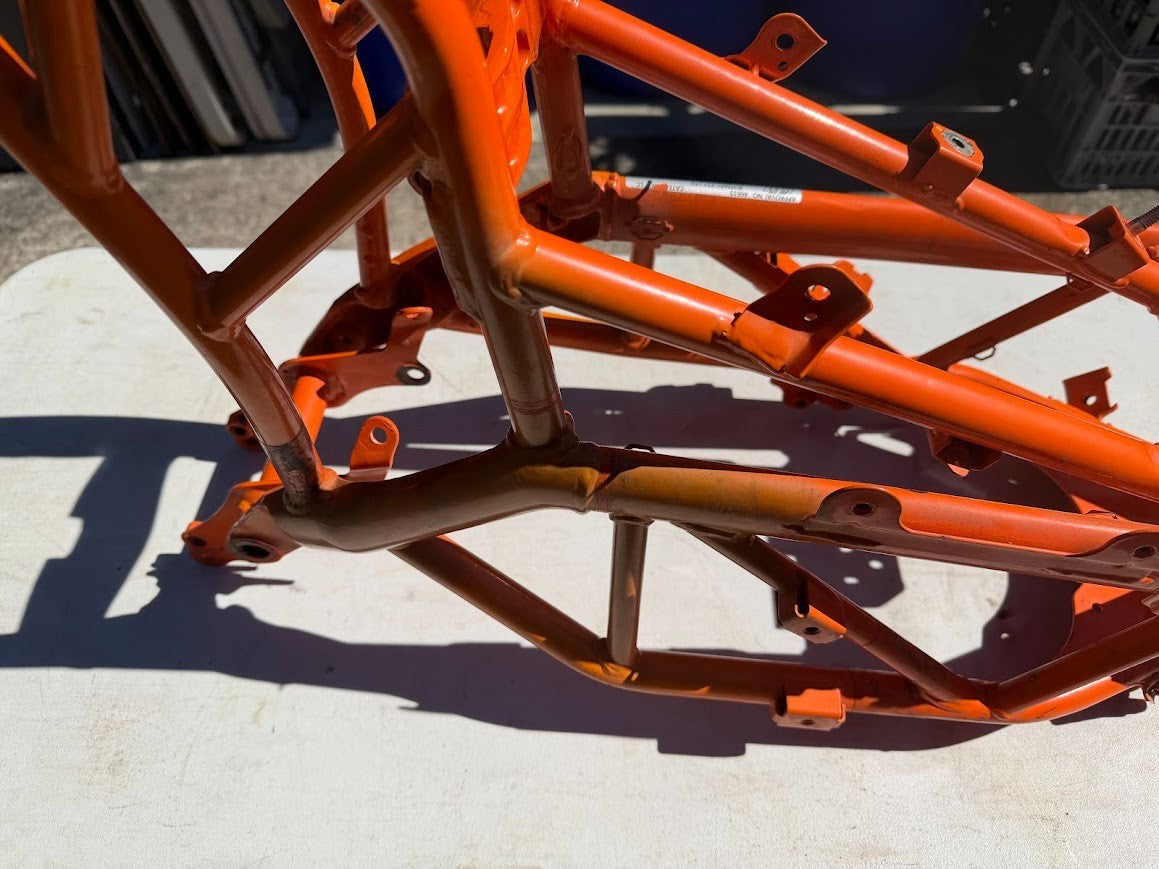 Frame *Repairable Write Off* KTM RC 390 2014-2016 OEM 90503001100
