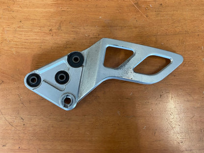 LH Foot Peg Bracket Suzuki Bandit 1250 07-11 2007 43521-38G00