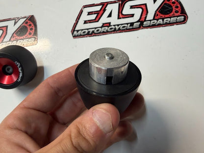 Lightech Front Axle Sliders Yamaha YZF R1 2015-2025 Aftermarket