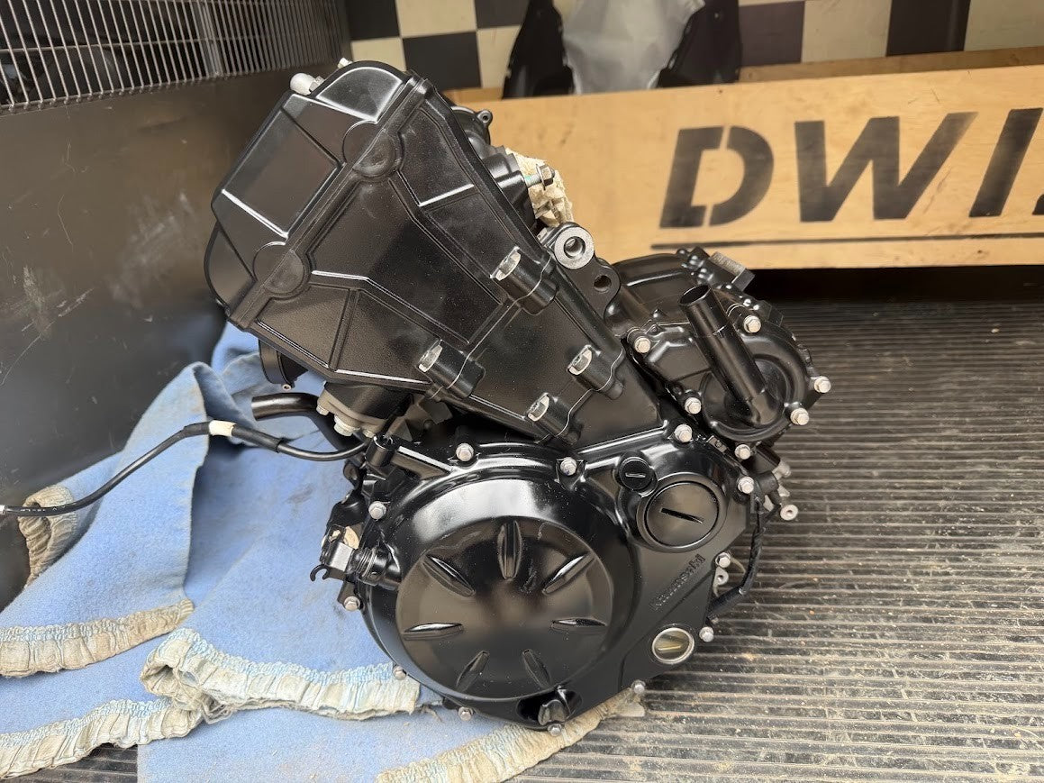 Engine Motor Complete Kawasaki Ninja 650 2025 8,643kms