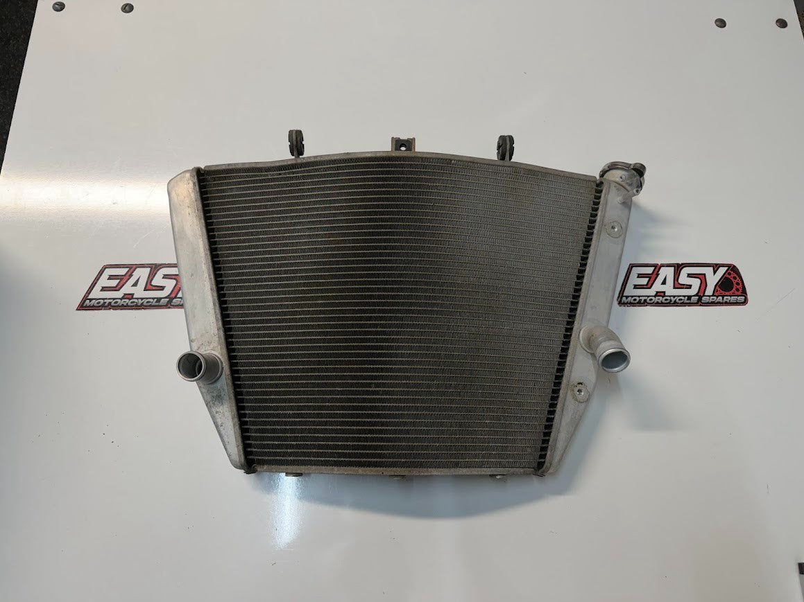 Radiator Cooling Suzuki GSXR 1000 2005-2006 OEM 17710-41G00