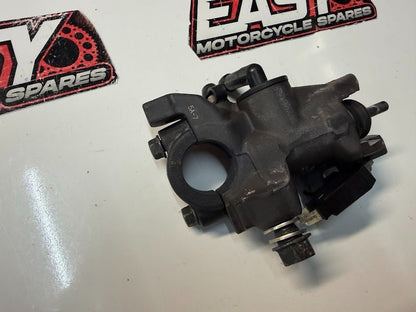 Front Brake Master Cylinder Honda CBR 1000 RR 2014-2016 OEM 45510-MGP-D61