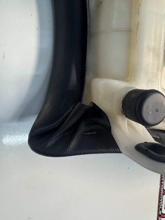 Suzuki GSXR 1000 2012-2016 Riders Seat OEM Genuine 45100-47H11-DW2