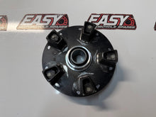 Sprocket Carrier Suzuki GSXR 1000 2003-2008 OEM 64610-35F30
