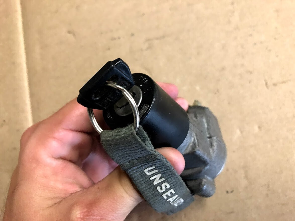 Ignition, Seat Lock and Key Suzuki GSX 750 F 89-96 1989 37100-26D03