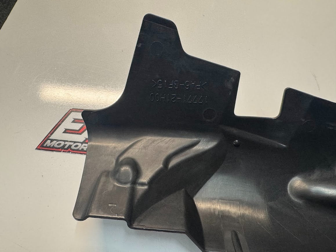Suzuki GSXR 1000 2007-2008 Radiator Heat Shield OEM Genuine 17771-21H00
