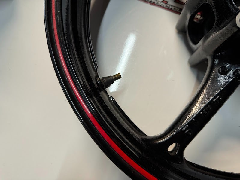 Front Wheel Rim Suzuki GSXR 1000 2009-2016 OEM 54111-37H00-019 READ DESCRIPTION