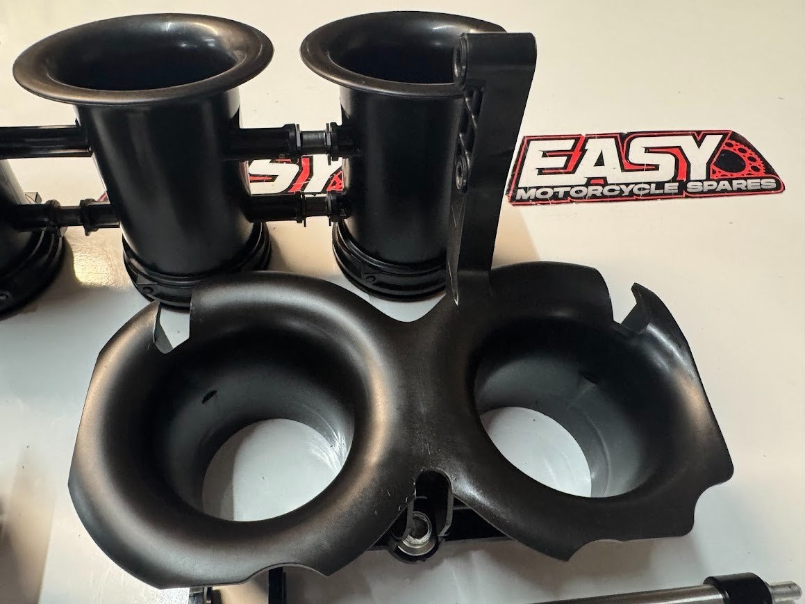 Yamaha YZF R1 2020-2021 Airbox Stack Joint Assembly OEM Genuine B3L-1440B-00