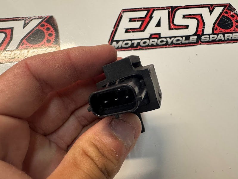 Suzuki GSXR 1000 2005-2011 MAP Mass Air Pressure Sensors OEM Genuine