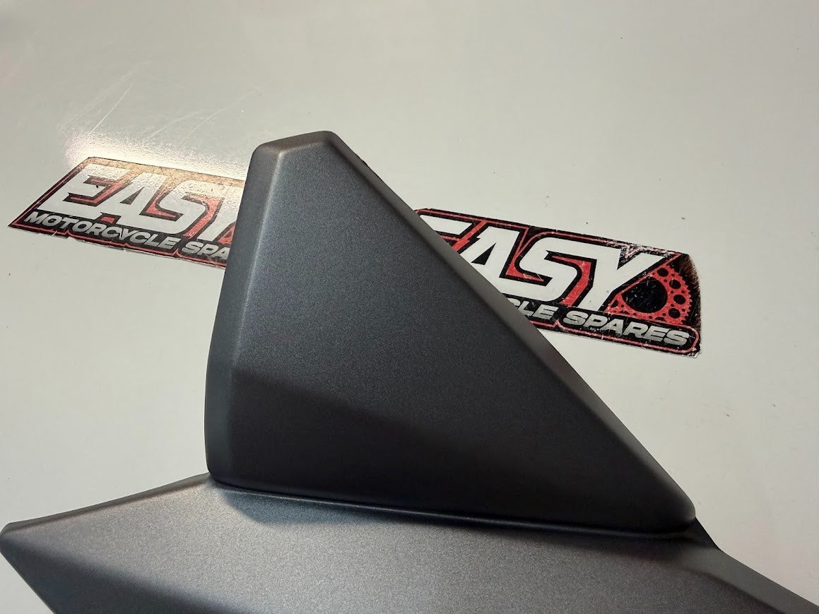 LH Frame Cover Fairing Suzuki GSF 1250 S Bandit 2012 OEM 47211-38G03-Y4P