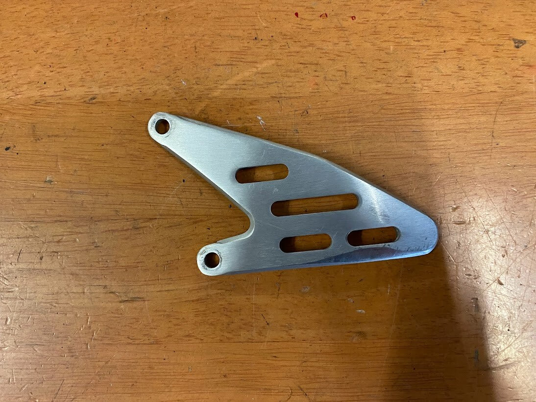 RH Heel Guard Yamaha R1 07-08 2008 4C8-27446-00-00