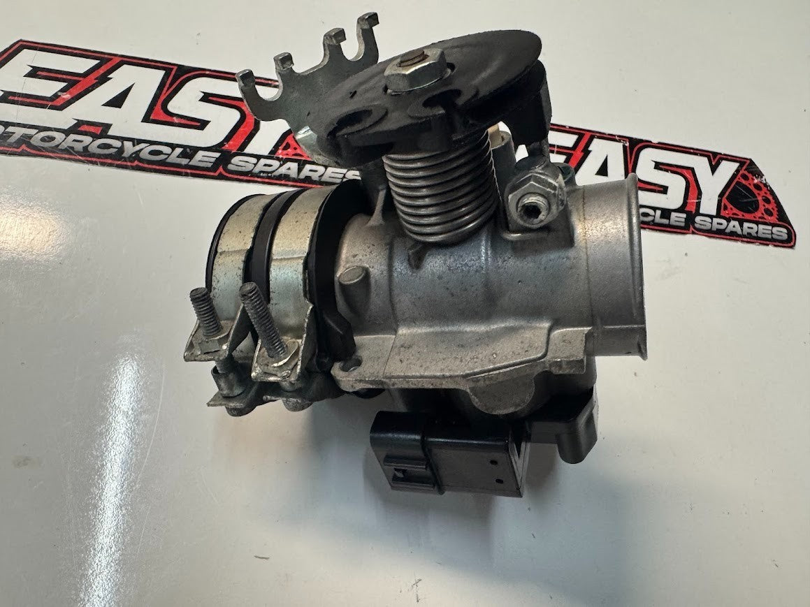 Yamaha YZF R15 2015-2018 Throttle Body OEM Genuine B12-E3750-00